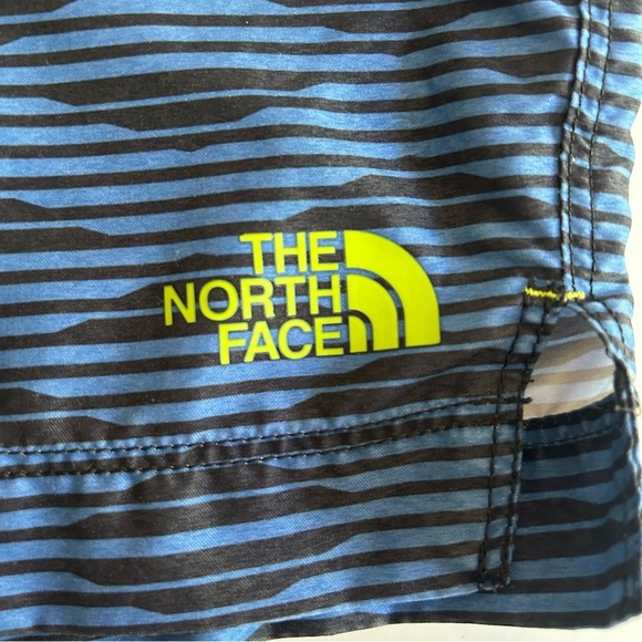 North Face Swim Board Shorts Adjustable Waist Trunks Quick Dry Blue Size 10/12 - Picture 9 of 9
